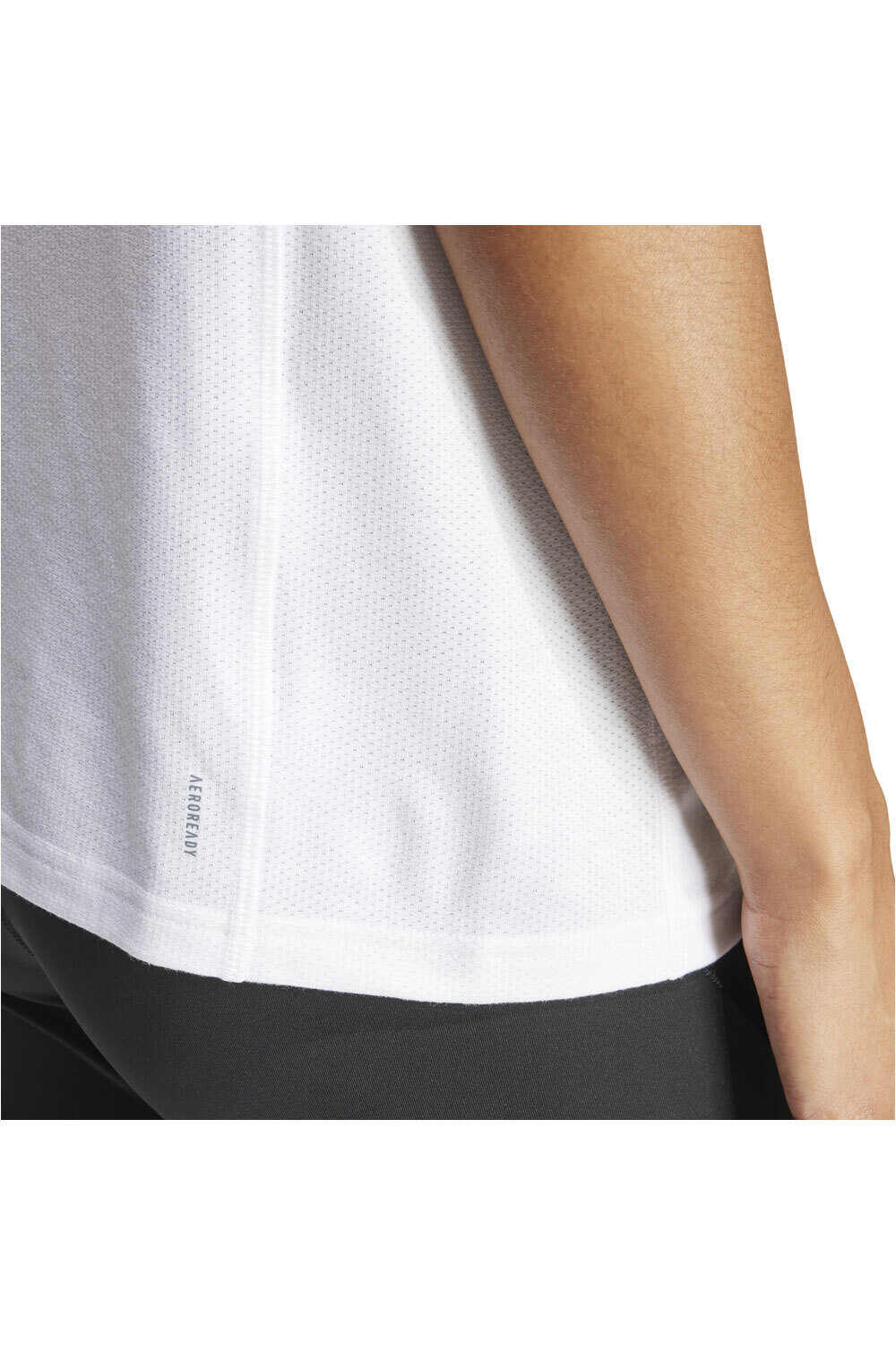 adidas TRAIN ESSENTIALS BIG PERFORMANCE Camisetas Fitness Mujer