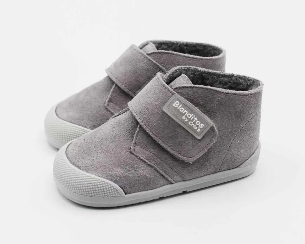 Blanditos by Crio’s Botines Respetuosos Sansa Plomo