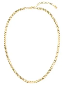 Collar con logo y cadena biselada de acero dorado
