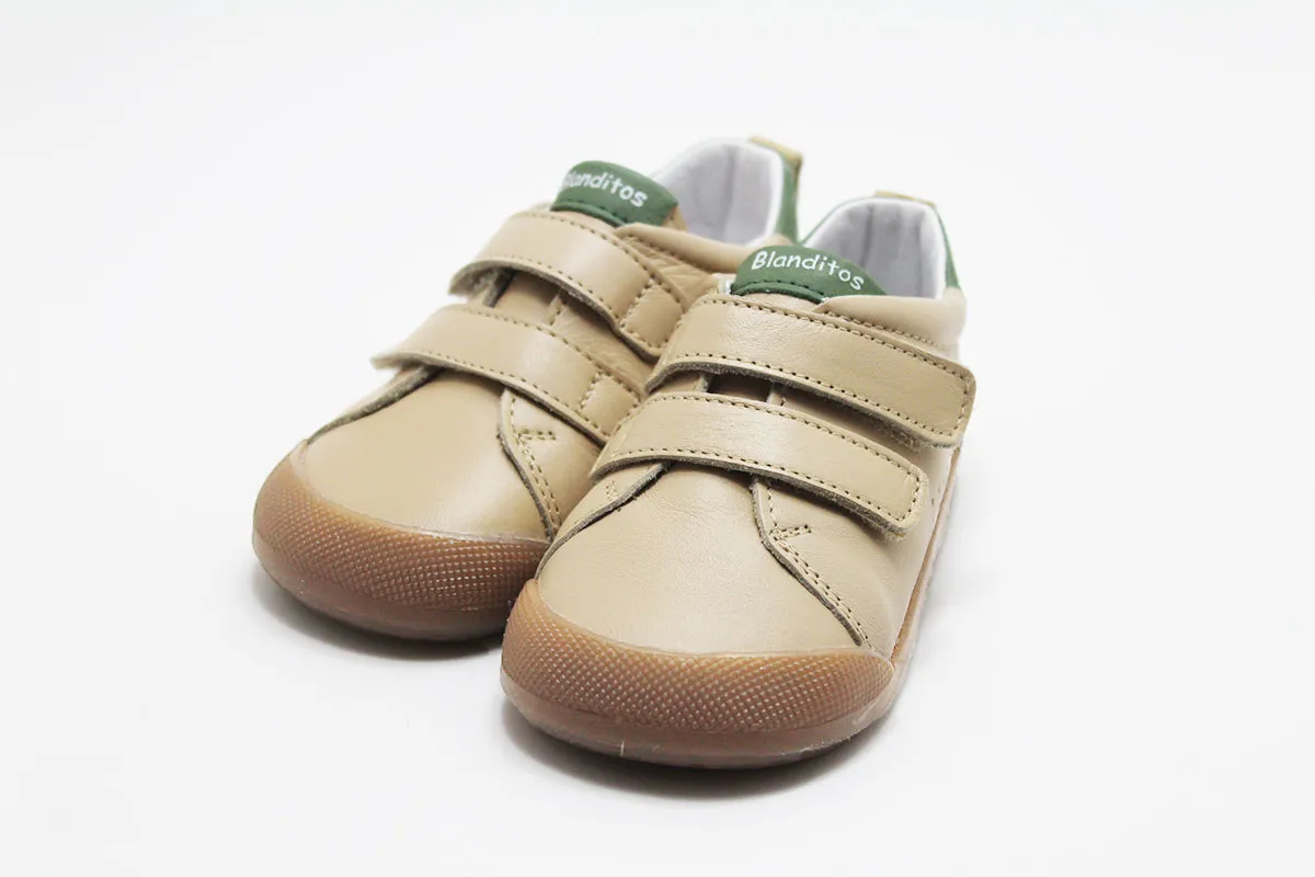 Deportivos marfil Blanditos by Crios