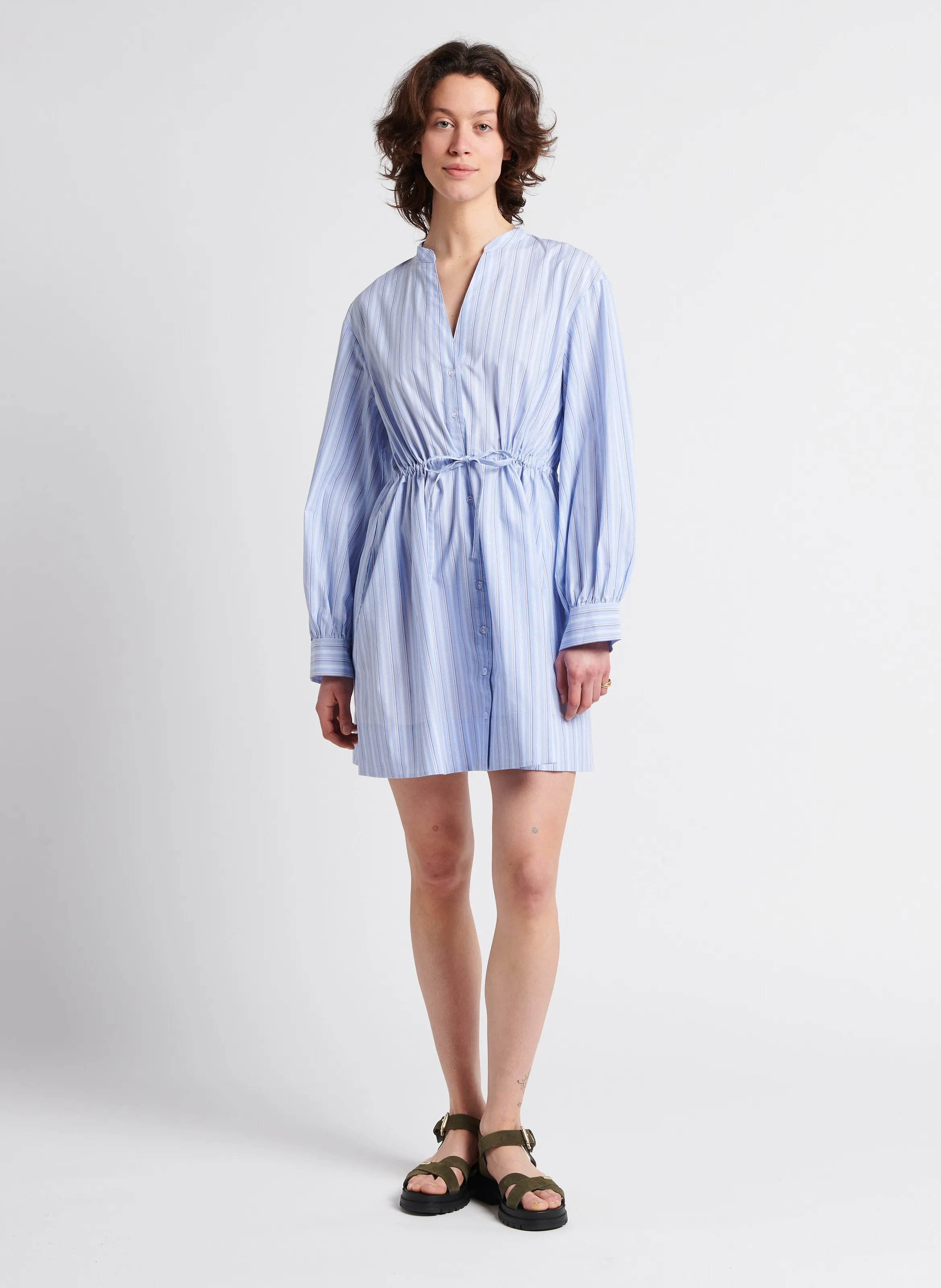 SAMSOE SAMSOE SAAMELIE  VESTIDO MIDI CON CINTURóN A RAYAS DE ALGODóN ORGáNICO EN RAYADO