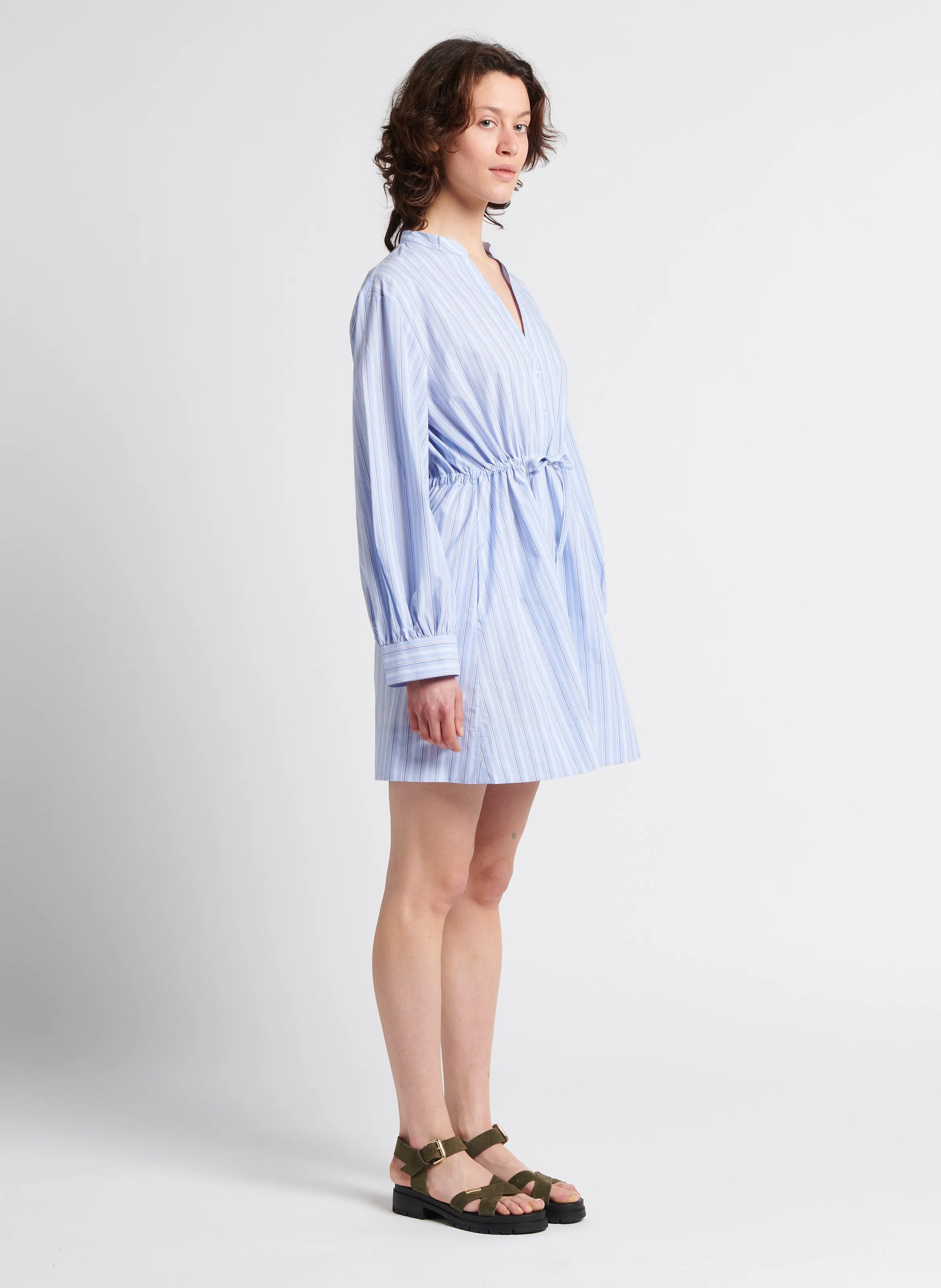 SAMSOE SAMSOE SAAMELIE  VESTIDO MIDI CON CINTURóN A RAYAS DE ALGODóN ORGáNICO EN RAYADO
