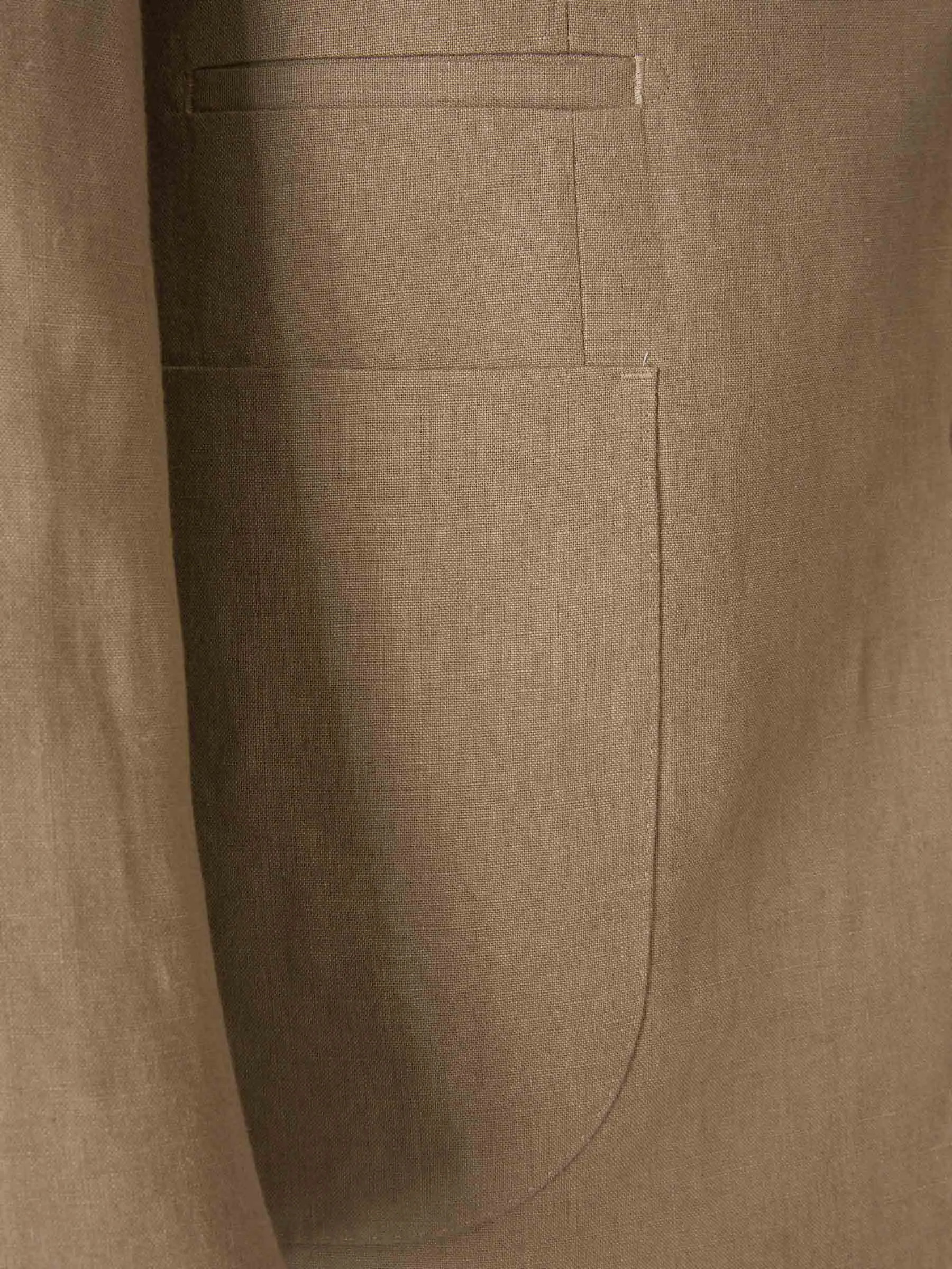 Traje Lino